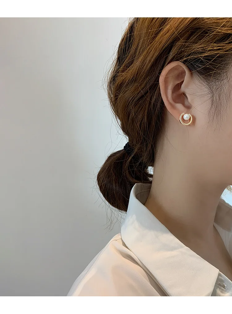 New Exquisite Luxury Shiny Crystal White lmitation Pearl Stud Earrings Women's Elegant Gold Color Bridal Wedding Jewelry Gifts