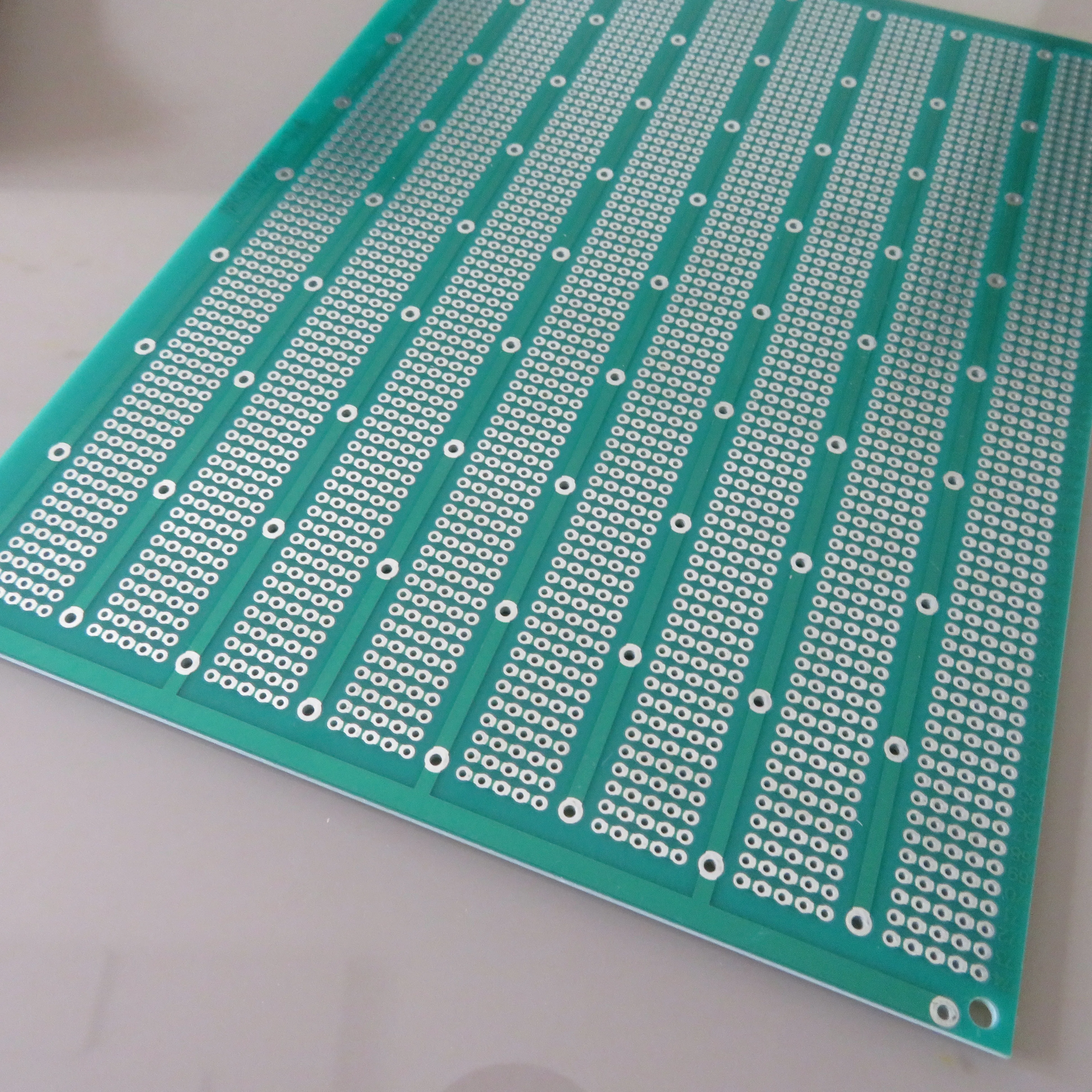 2pcs Jingtongda 15x20cm 5er Joint Holes Fr4 Fibreglass PCB 2.54mm Veroboard Prototype Tinned Breadboard Circuit Board