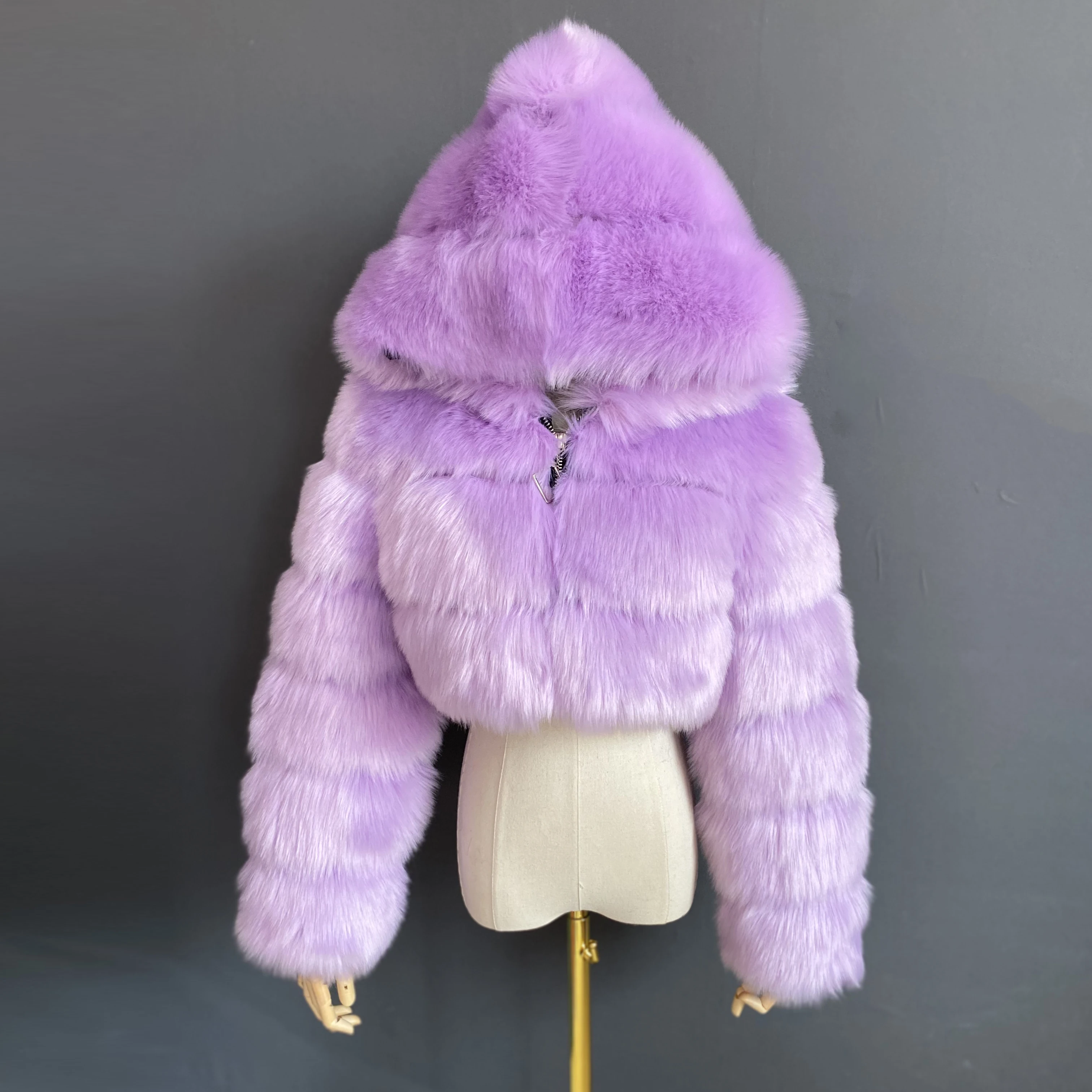 High Quality Furry Cropped Faux Fur Coats and Jackets Women Fluffy Top Coat with Hooded Winter Fur Jacket manteau femme