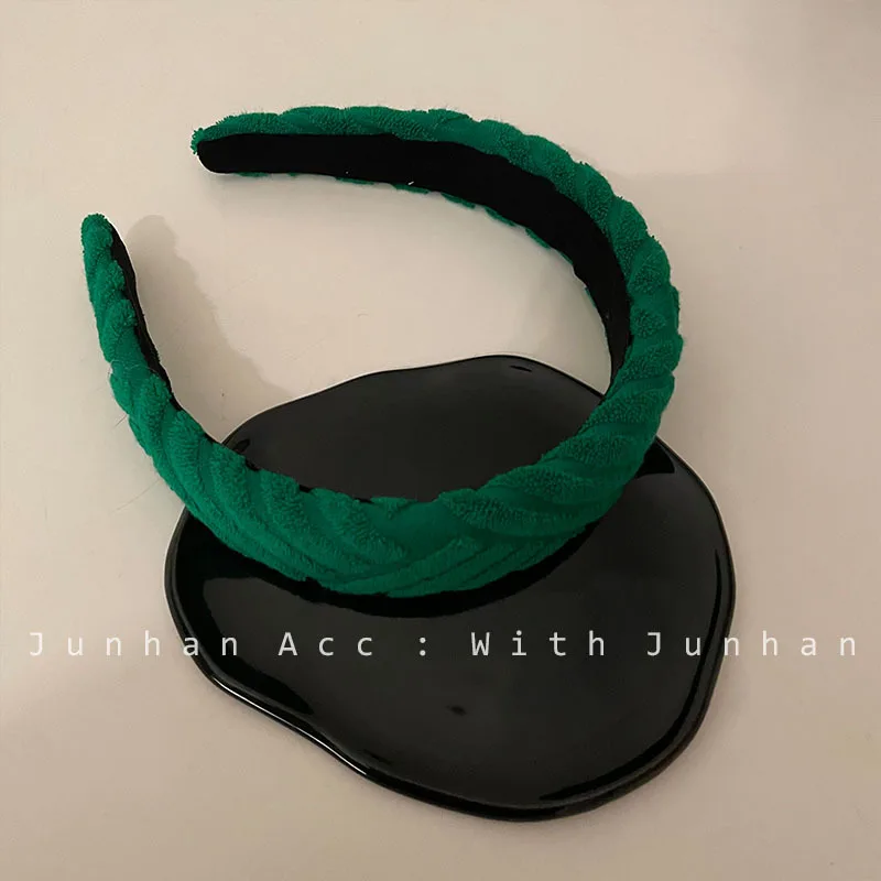 Korea INS Green and Black Striped Textured HairbandOutgoing temperament, sweet, pressed hairpin, girl hair accessories, headband