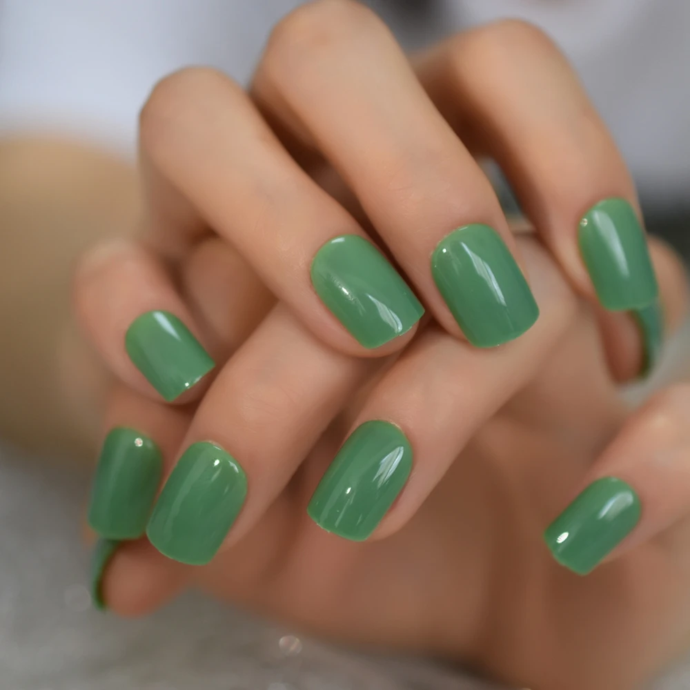 O verde lustroso falsificou a imprensa falsa uv quadrada de squoval das unhas para a menina verão a capa completa veste a arte do prego do dedo dicas 24 pces/kit