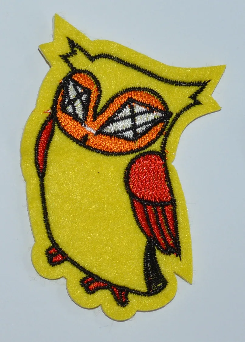 Hot! yellow bird oriolus chinensis Animal Cartoon Embroidered Iron on Patch Iron on Patch (≈ 4.3 * 7.6 cm)