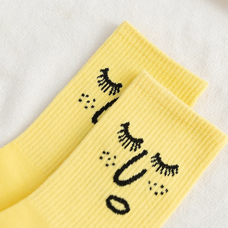Unisex Surprise Mid Men Socks Harajuku Colorful Funny Socks Men 100 Cotton 1 Pair Kawaii Calcetines Hombre StreetwearSize 35-42