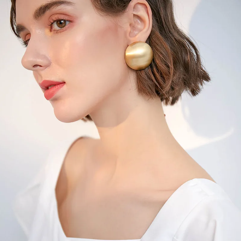 New Design Round Hemisphere Metal Earrings Golden Color Retro Big Women\'s Ear Studs Girls Party Fashion Jewelry