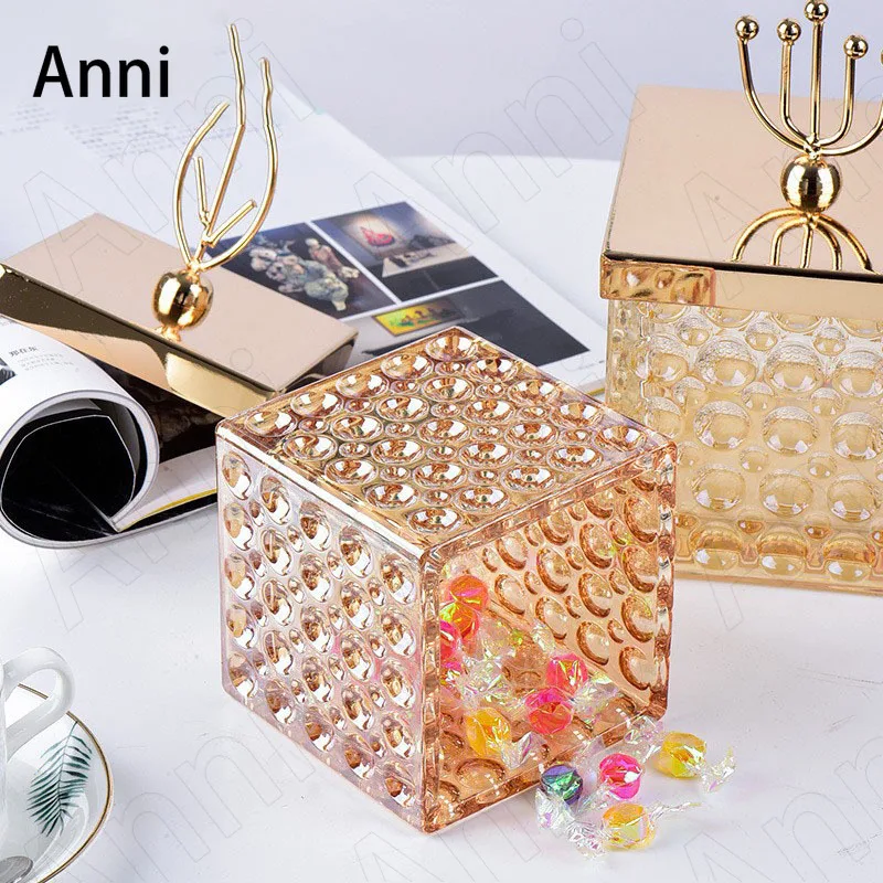 Crystal Glass Storage Jar with Lid Nordic Modern Gilded Leaf Crown Decorative Snacks Candy Nut Bottle Living Room Decoration