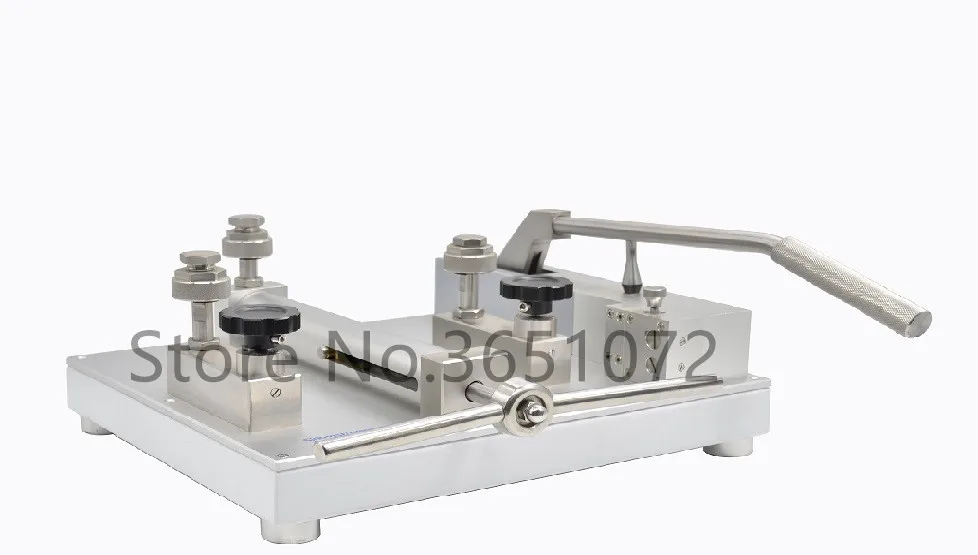 HS721 Pneumatic Pressure Comparison Pump with  Range -0.95~60bar/140bar Calibration Table