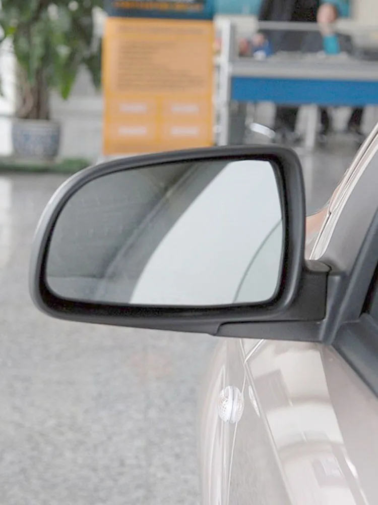 Akcesoria do samochodu Chevrolet LOVA Aveo Sedan 2006-2012 Lusterko wsteczne Szklany obiektyw — zdjęcie 2