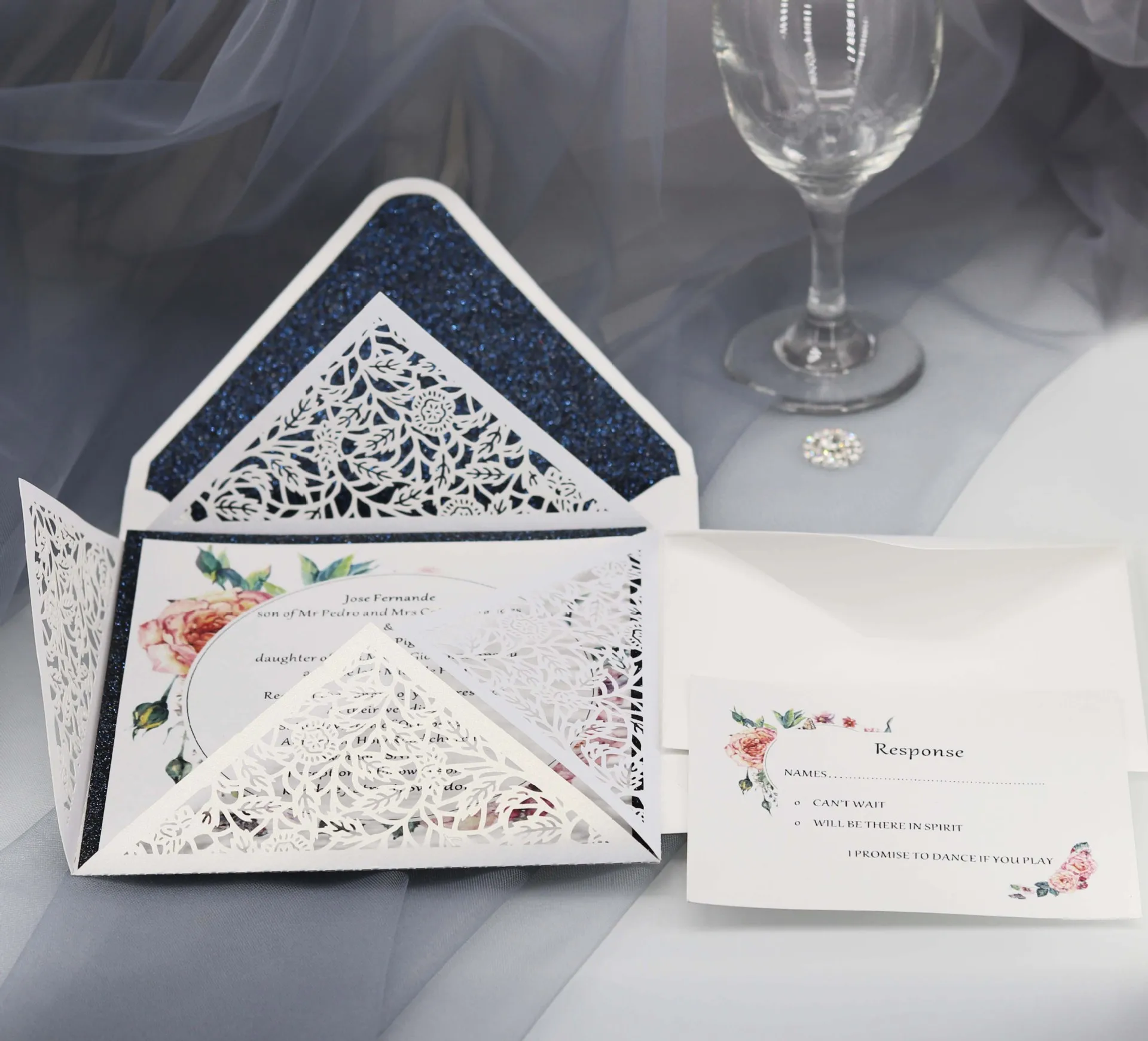 10pcsWedding Invitation Card High-end Suit laser Cutout Private Custom Ivory  Multi-color Flash Envelope & Belt  Provide print s