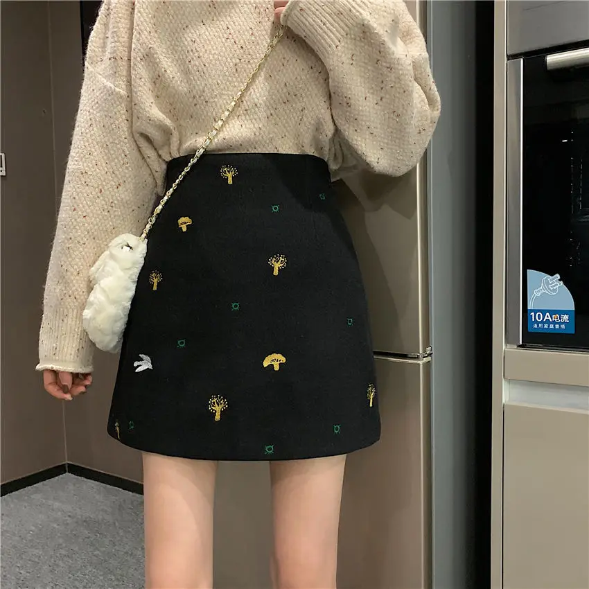 

Autumn and Winter High Waist Black Embroidered Short Skirt Women's Skirt Woman Skirts Faldas Jupe