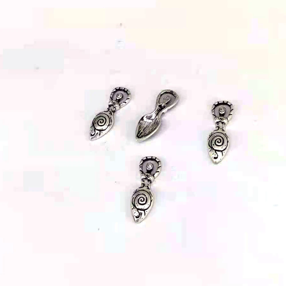 hzew 5pcs new wicca Witchcraft Goddess pendant charm for women man Accessories