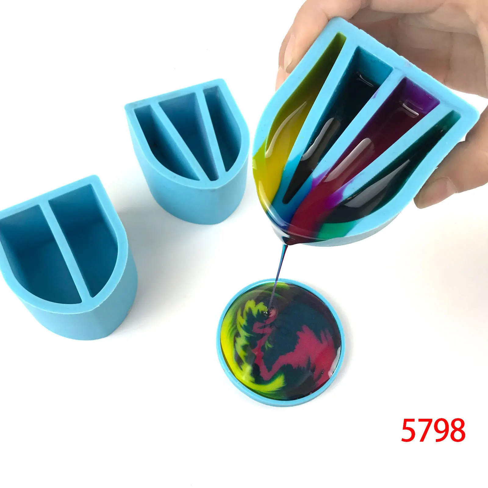 

DIY Crystal Silicone Mold Divider Cup Color Pour Cup Mixing Jewelry Tool Accessaries Resin Making