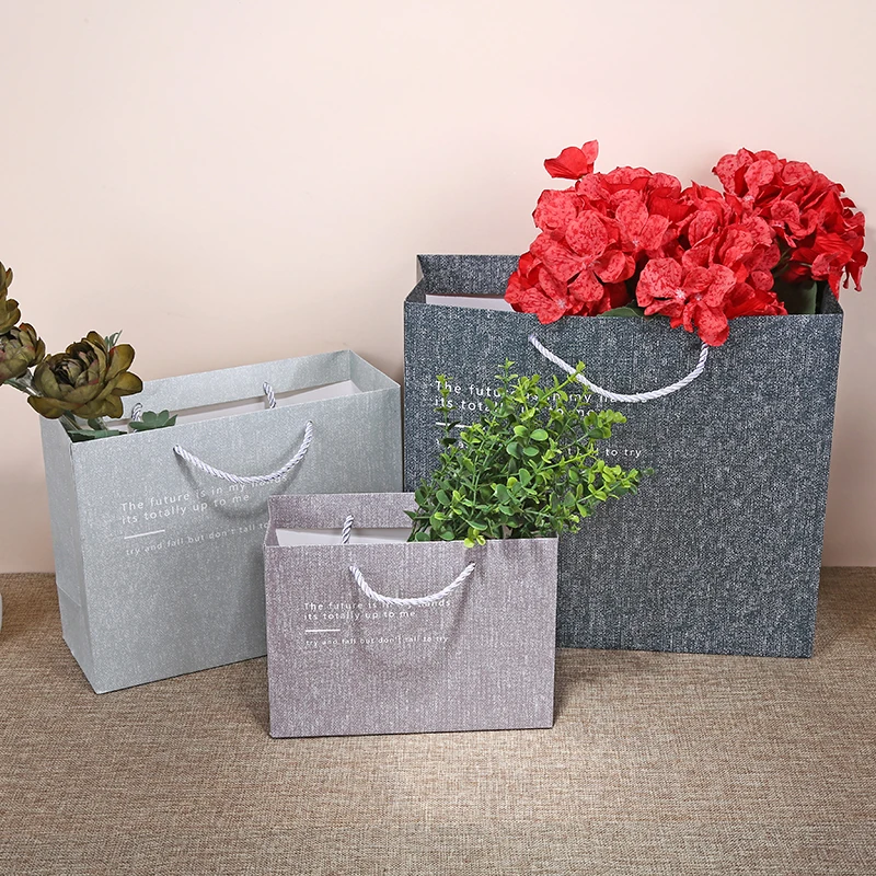 10pcs 3 Color Exquisite Gift Bag Simple Brief Business Gift Bag Paper Shopping Bag Packing Articles 30*27*12/24*19*9/19*14*8CM