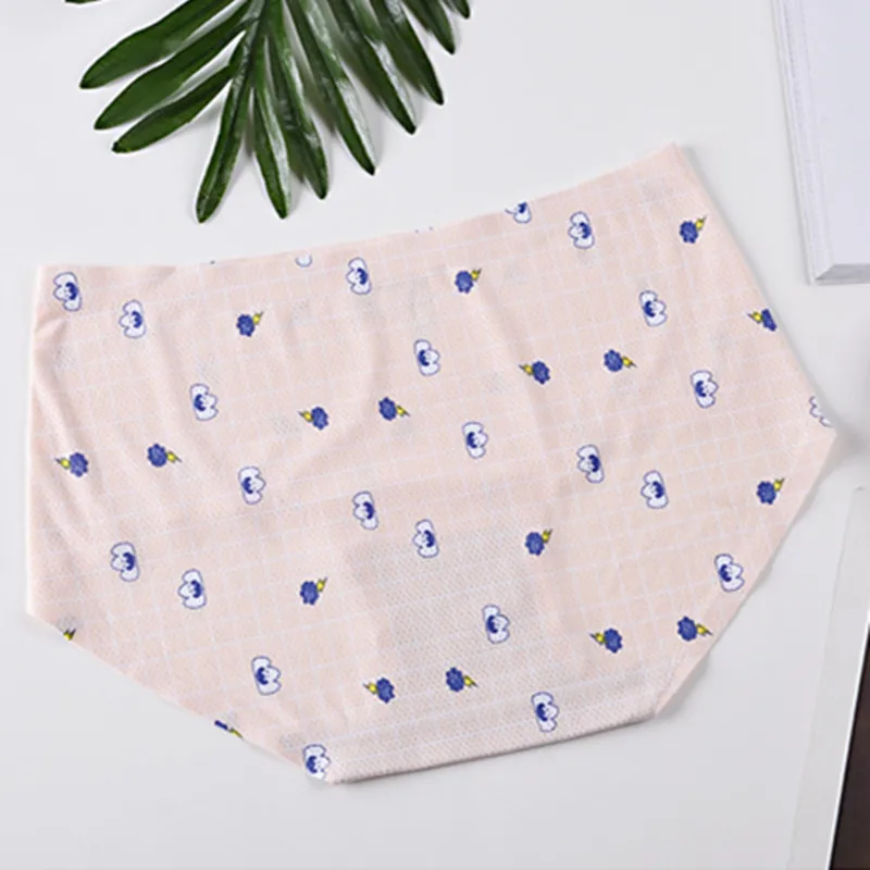 28-color New Net Yarn Girl Sweet Ice Silk Breathable Seamless Printing Mid-low-waist Briefs Cartoon Rabbit Butterfly Flower Star