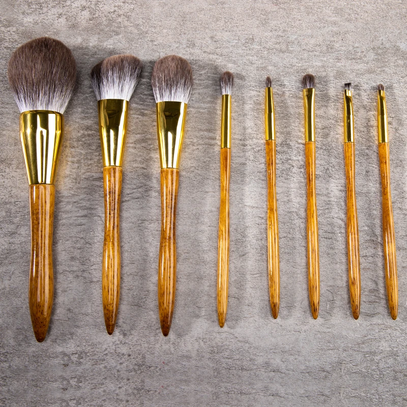 8pcs/set Professional Handmade Make Up Brush Set Face Powder Eye Shadow Brush Golden Soft Snow Fox Hair Makeup Brushes Kit