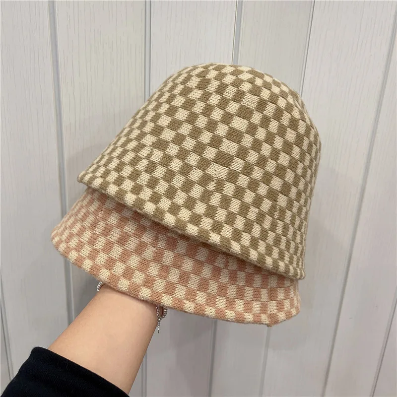 

2022 Winter Warm Knitted Hat for Women Classic Plaid Panama Caps Bucket Hat Dome Vintage Fisherman Checkerboard Bucket Hats