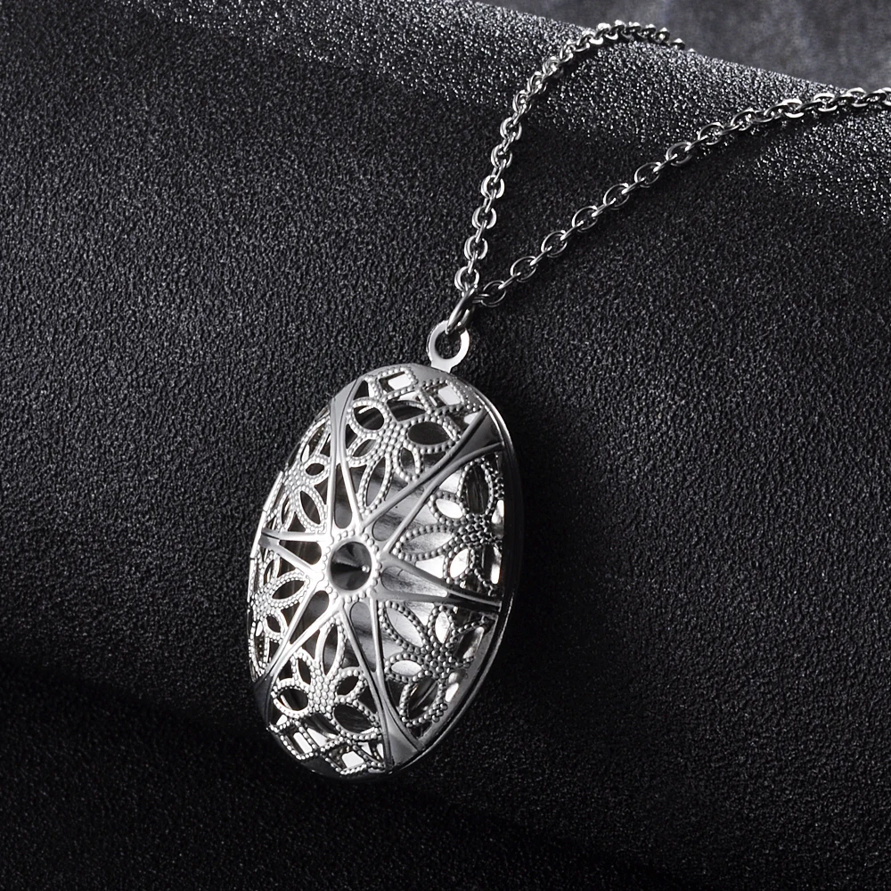 

3pcs/Lot Vintage Hollow Oval Photo Frame Locket Pendant Necklaces Collar Can Open Women Men Fashion Jewelry Gift