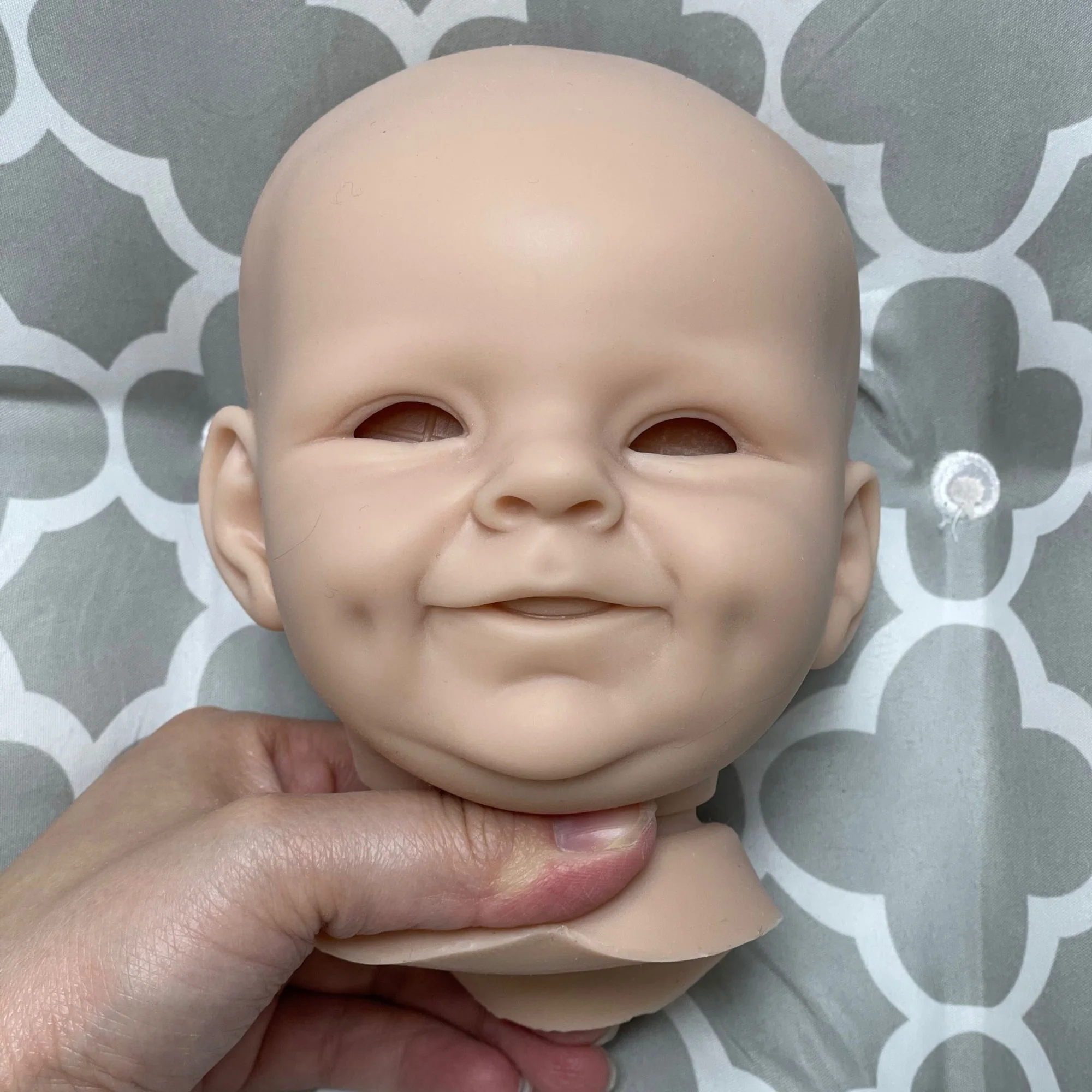 22 Inch Bebê Reborn De Silicone Pеборн Cиликоновый Unfinished Un/painted DIY Bebe Reborn Solid soft Silicone Doll Kits