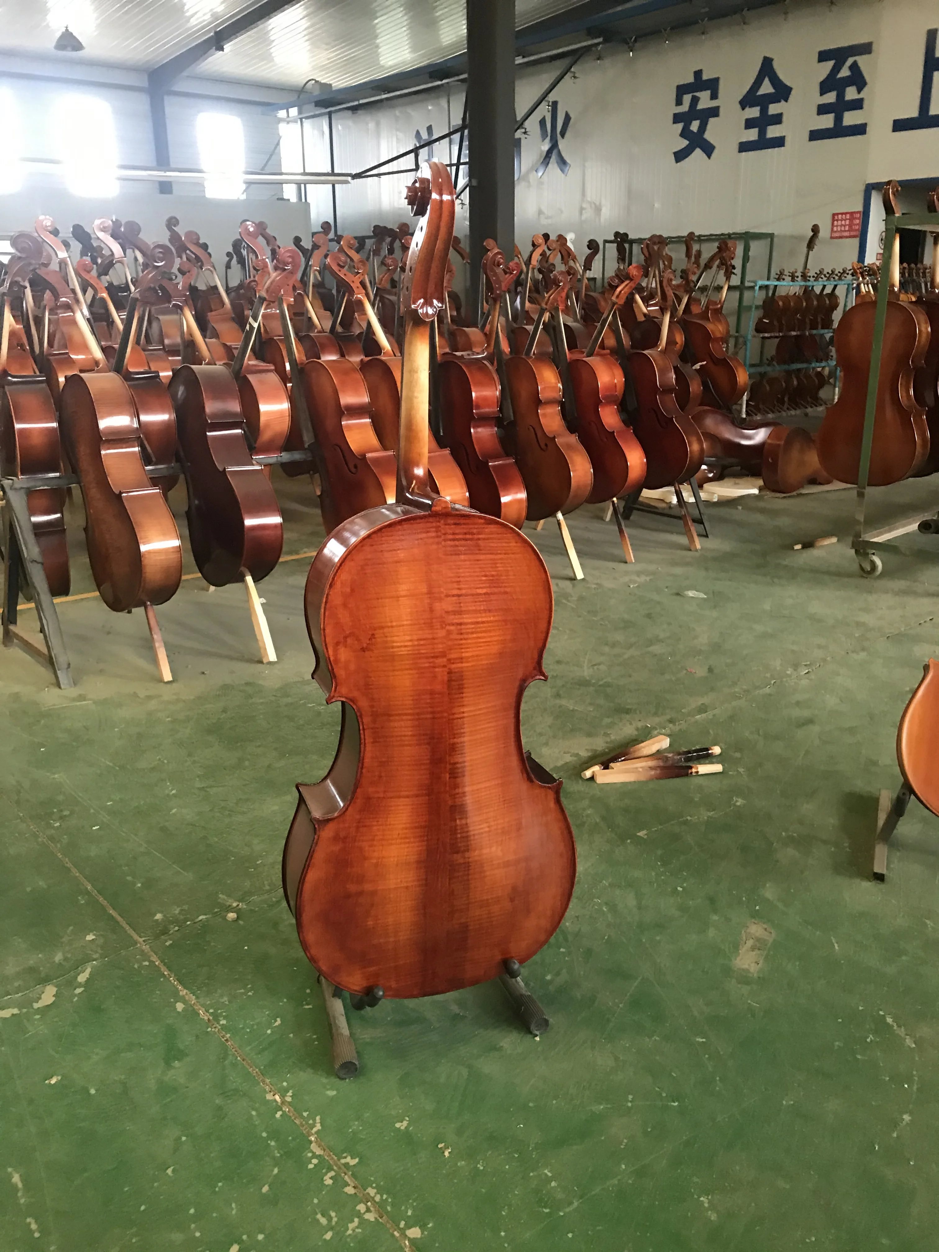 All European Wood Cello, Top Oil Varnish, Old Spruce, Maple, 100% Handmade, Super Value, High Grade, All European, 60 Yards