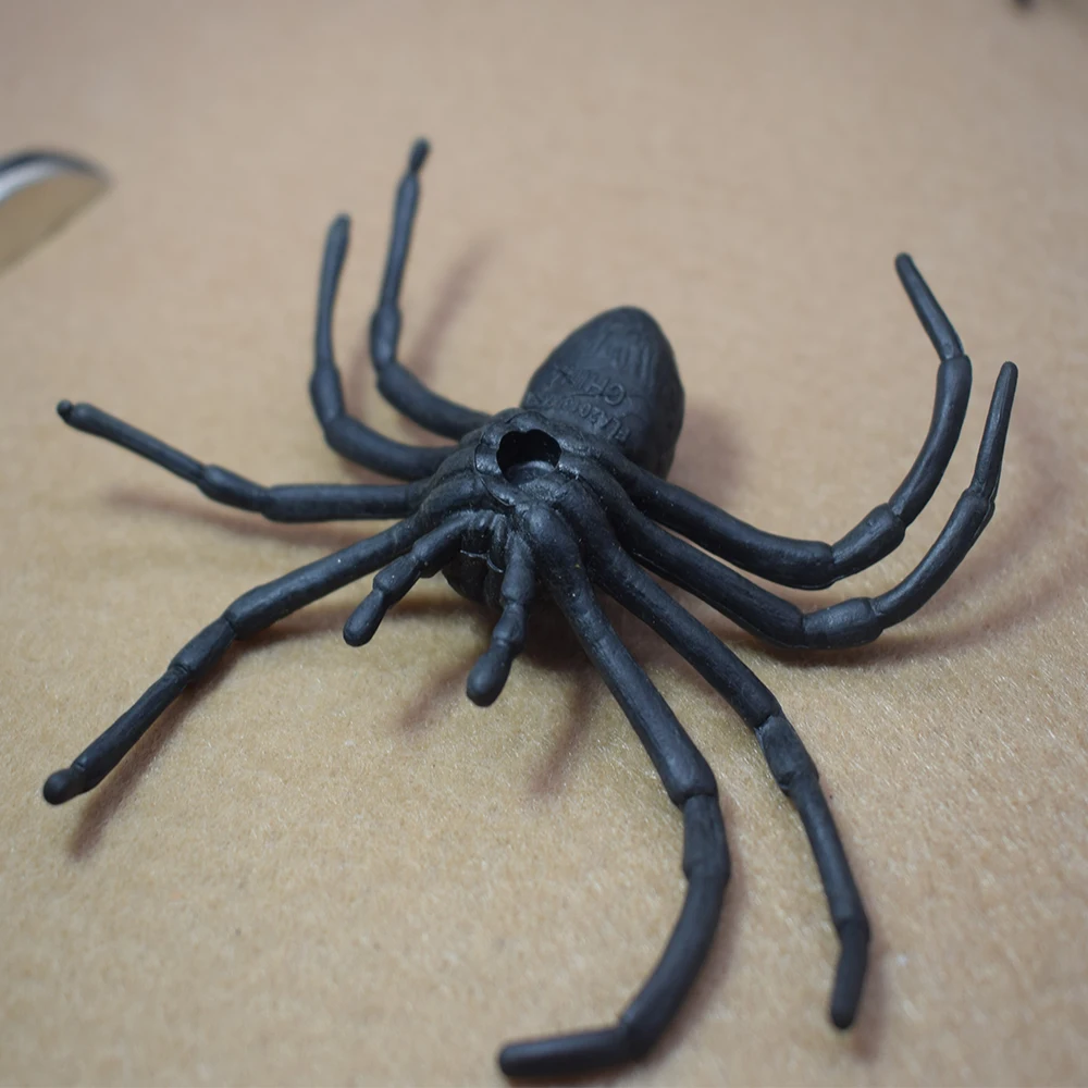 20PCS Lifelike Simulation Spider Animals Action Figure Toy Funny Practical Jokes Toys for Kids April Fool's Day Party Decoration