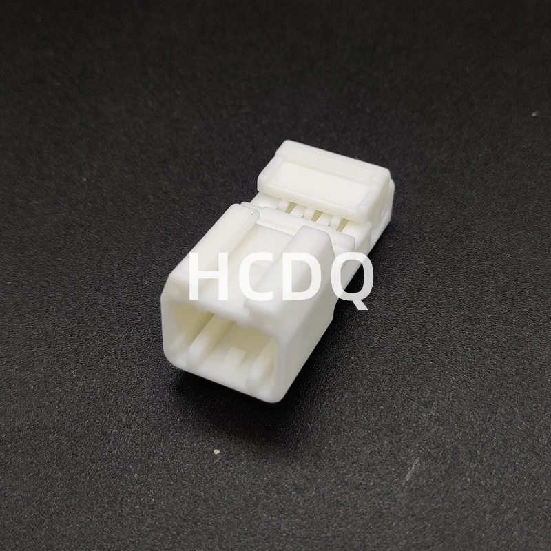 10 PCS Original and genuine 6098-5049 automobile connector plug housing supplied from stock