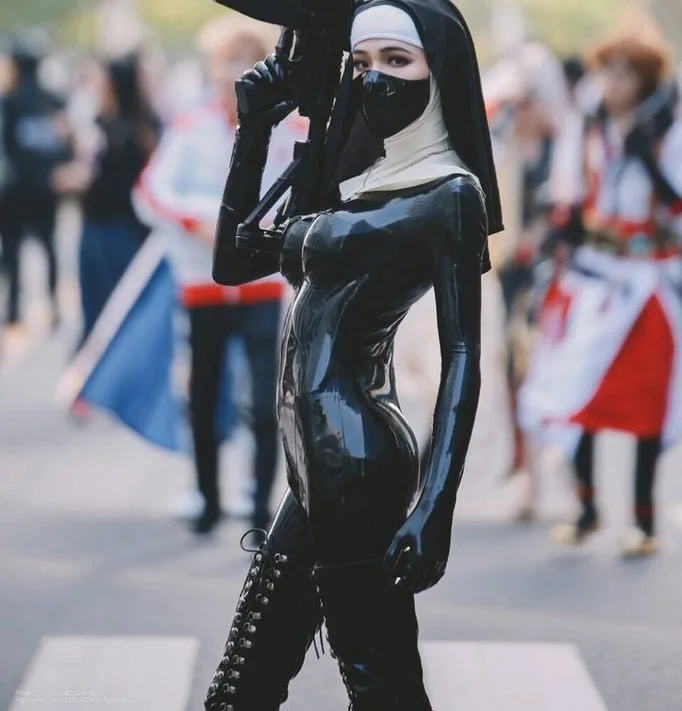 

Support size customization female's full cover black latex tights includes hoods & mask and with back zipper to abdomen