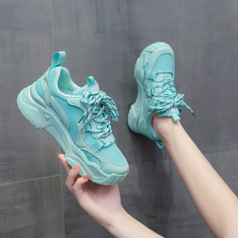 Women's Shoes Spring and Autumn White Sports Shoes Basket Femme Ultra Light Vulcanized Shoes Women's Mesh Leisure Sports Shoes