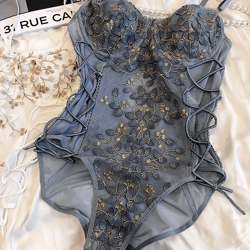 Three-dimensional embroidery flower petals lingerie soft steel ring one-piece bra set sexy strap open file shaping underwear