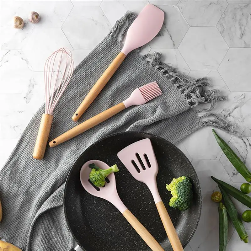 Silicone Cooking Utensils Non-stick Spatula Shovel Wooden Handle Cooking Tools Kitchen Tools Cooking Utensil Kitchen Cookware