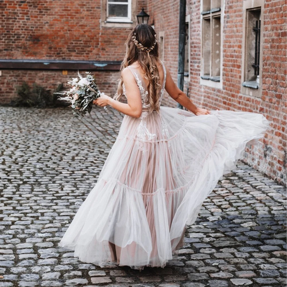 Vestido de novia bohemio de tul con escote en V profundo, apliques sin mangas para playa, línea A, estilo Hippie, para exteriores, hecho A medida