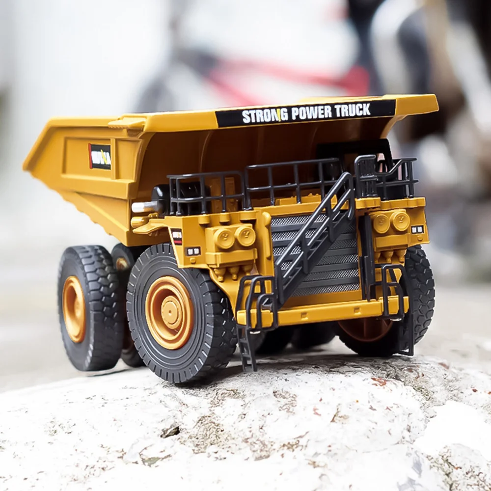 Huina 1:40 Metal Alloy Truck Model Dump Truck Diecast Excavator Engineering Vehicle Collection Toy Boy Children Christmas Gifts