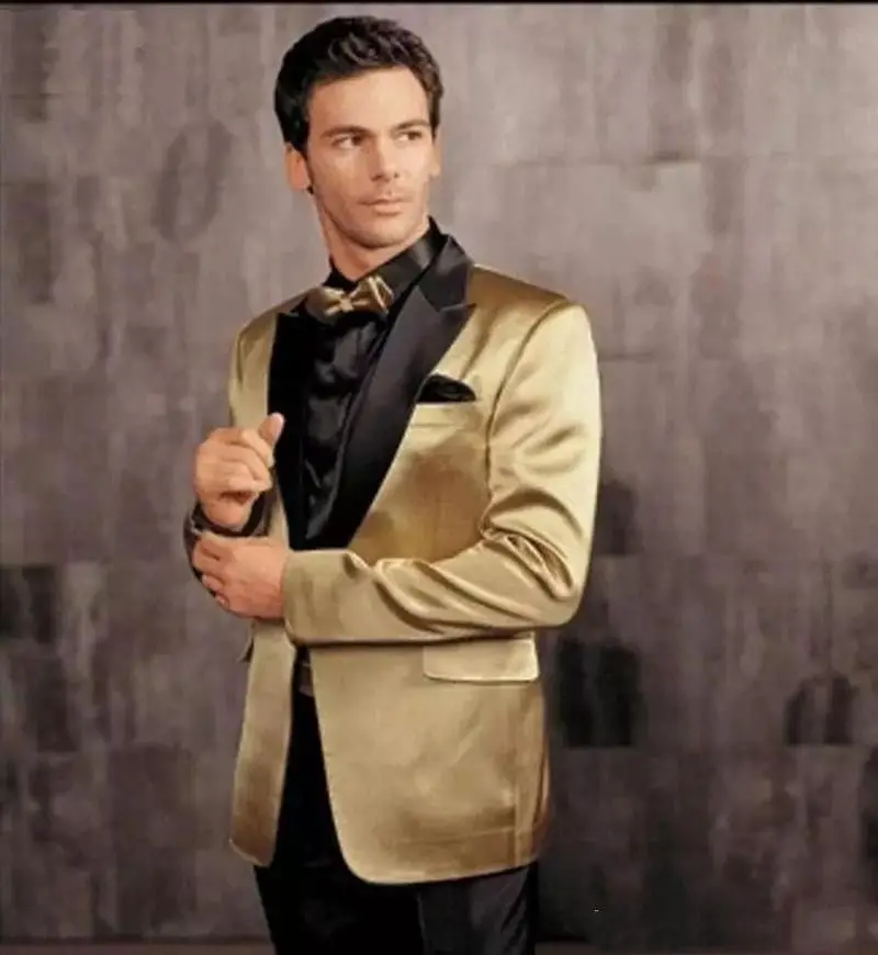 Nuovo Oro di Disegno Formale Uomo Vestito Con Il Vestito Nero Risvolto Sposo Smoking Groomsmen Promenade di Cerimonia Nuziale Del Partito Si Adatta Alle uomini (Jacket + Pants + Bow)