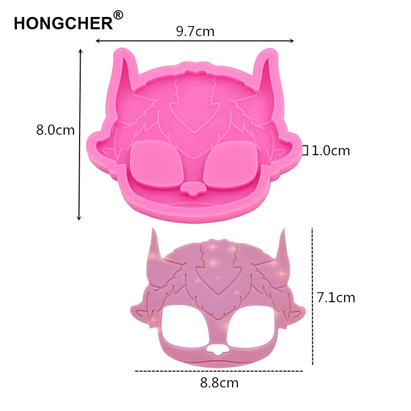 Shiny robot mask keychain mold DIY handmade resin craft mold jewelry silicone mould self-defense and self-defense pendant molds