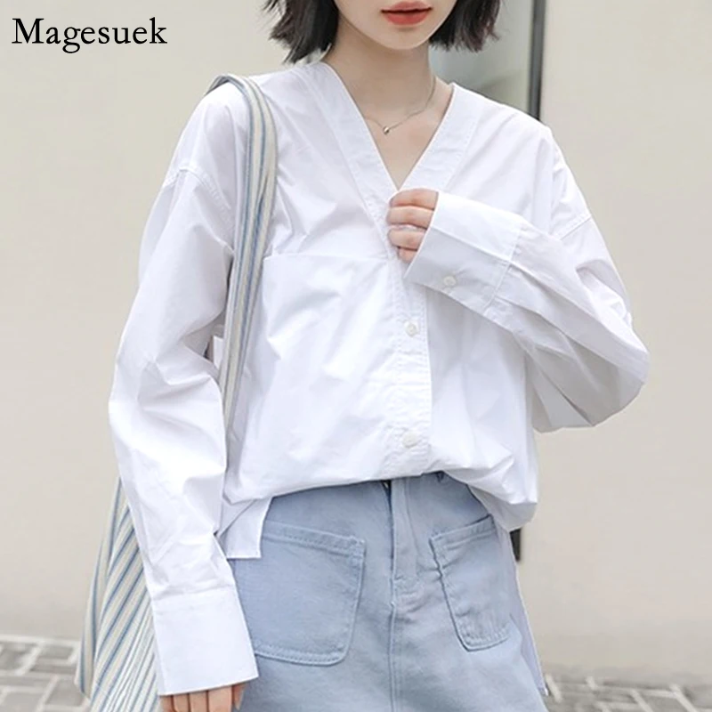 

Korean Cotton White Woman Shirt 2021 Autumn Loose Long Sleeve Button Shirts Tops Fashion V Neck Casual Women Blouses Blusa 17173