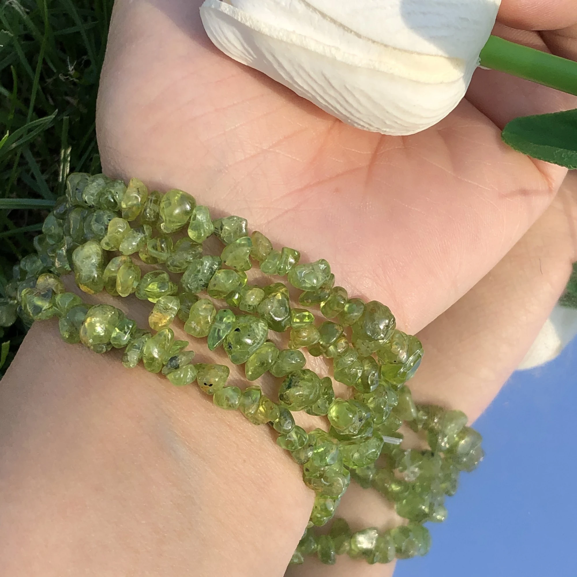 5-8mm Natural Irregular Freeform Green Peridots Crystal Chips Stone Gravel Beads For Jewelry Making DIY Bracelet Necklace 32\