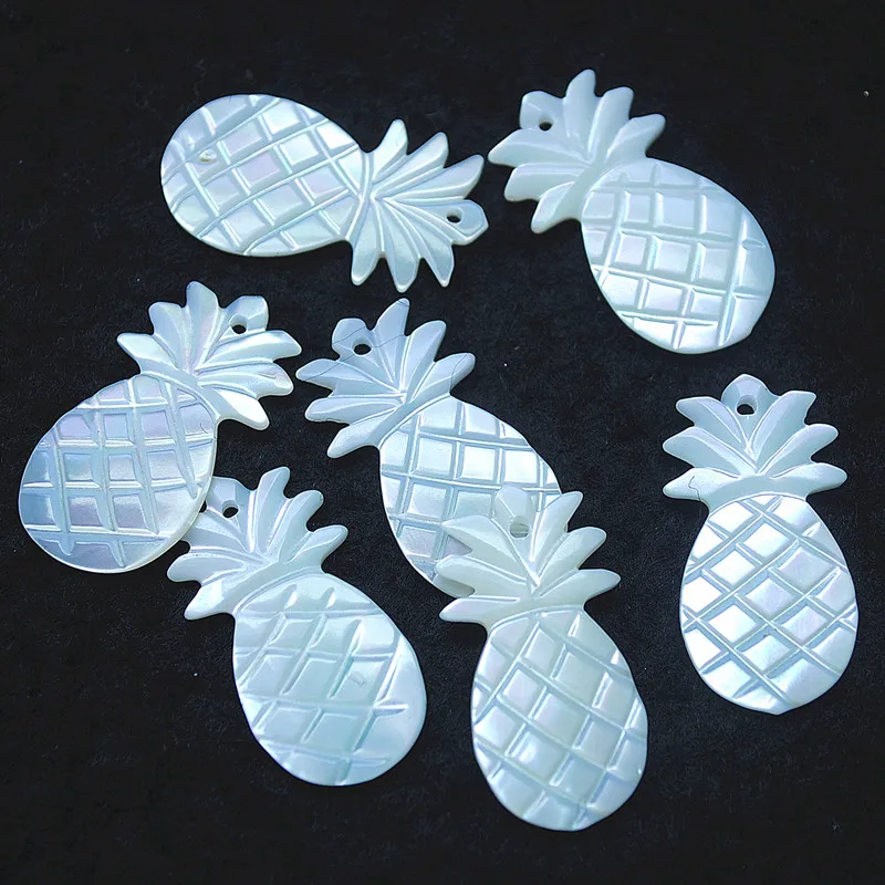 

4PCS Nature White Saltwater Shell Pendants Pineapple Mother Of Pearl Size 13X25MM For Women Bracelets Making Jewelry Findings