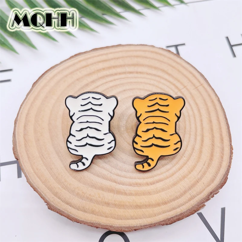 Брошь из металлического сплава в виде мультяшного милого животного тигра с эмалью