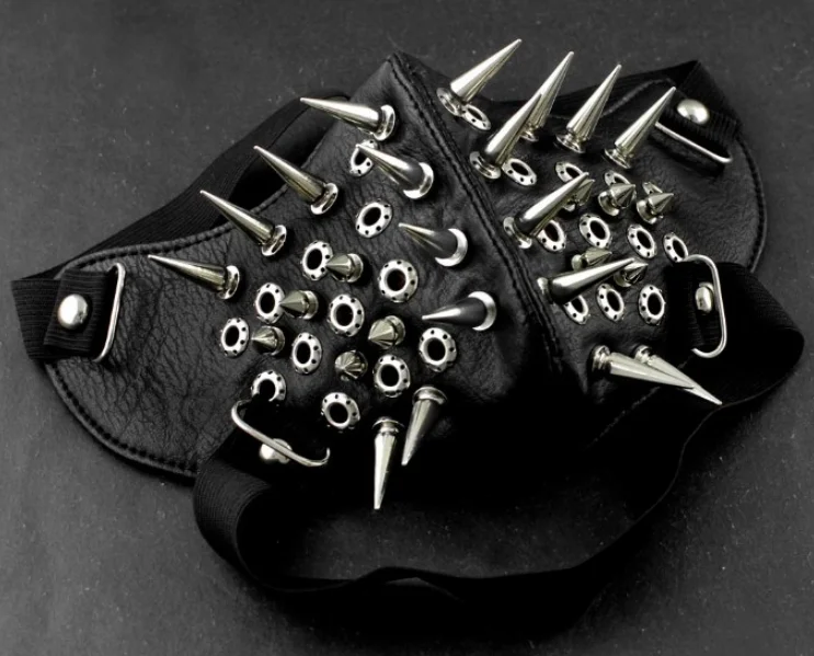 Cool Long Spike Studded Steampunk Leather Thick Cotton Winter Mask Biker Rock and row long spikes Performance cosplay party mask