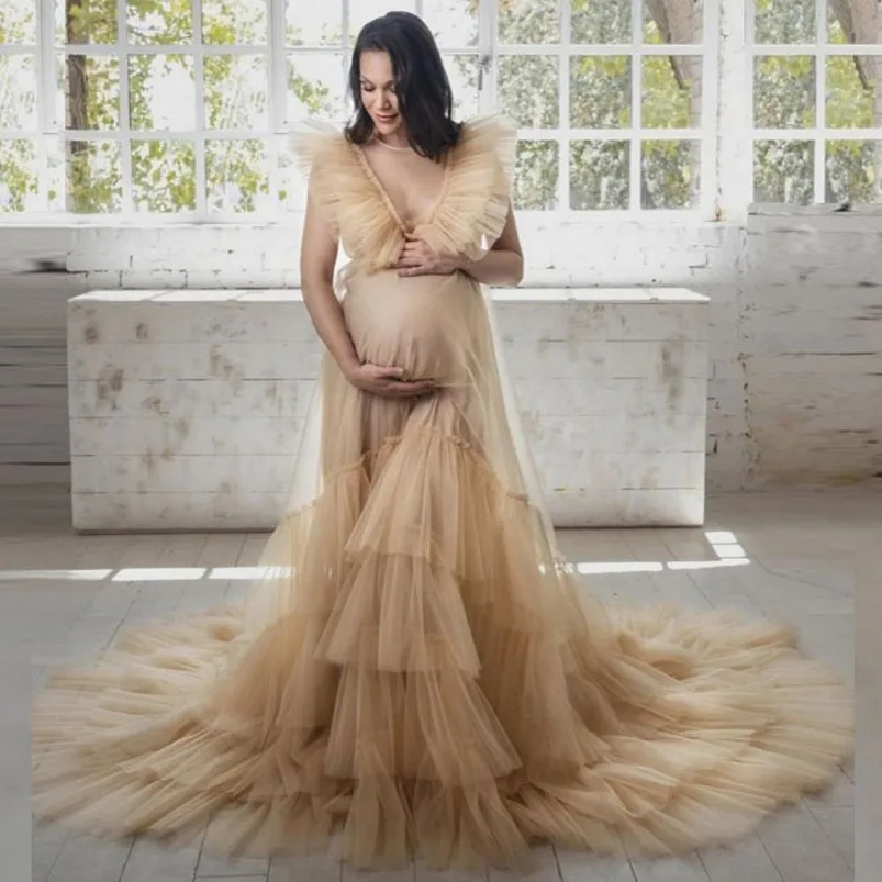 

Fluffy Tulle Maternity Dresses Champagne Ruffles Tulle Ladies Lush Photo Shoot Elegant Pregnancy Dresses With Lining