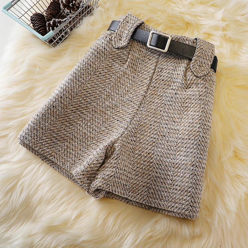 Woolen shorts, autumn and winter high waist, new fashion wide-leg pants, boots, trousers