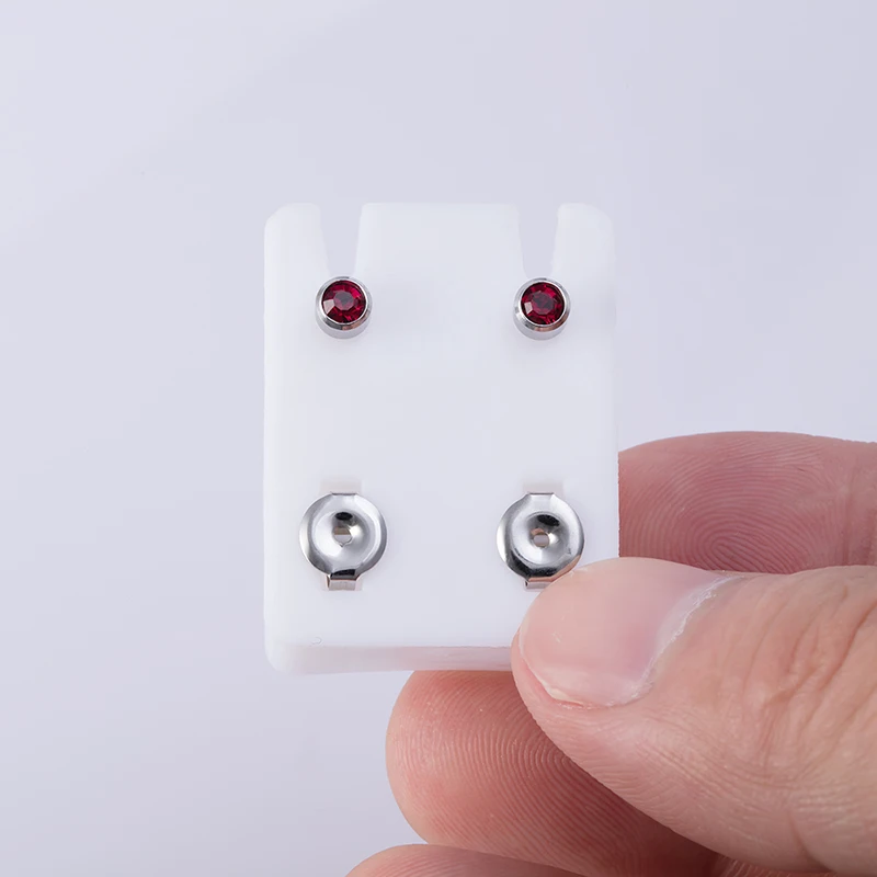 2 Stück CZ Zirkon Medizinische Stahl Ohrstecker Knorpel Tragus Piercings Sterile Geburtsstein Ohr Piercing Ohrstecker für Piercing Gun 20G – Detail 14