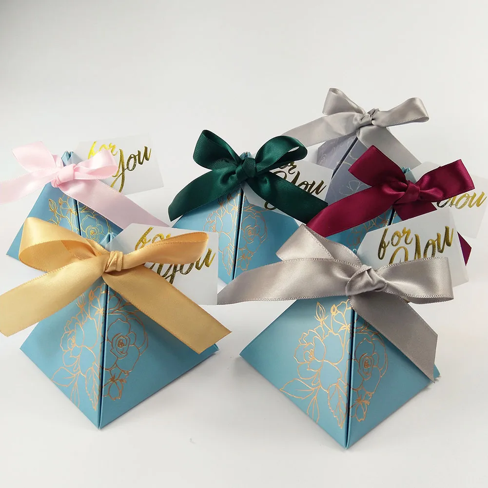 New Gift Box Triangular Pyramid Paper Candy Boxes Wedding Favors  Packing THANKS Card & Ribbon Party Supplies Wedding Decoration