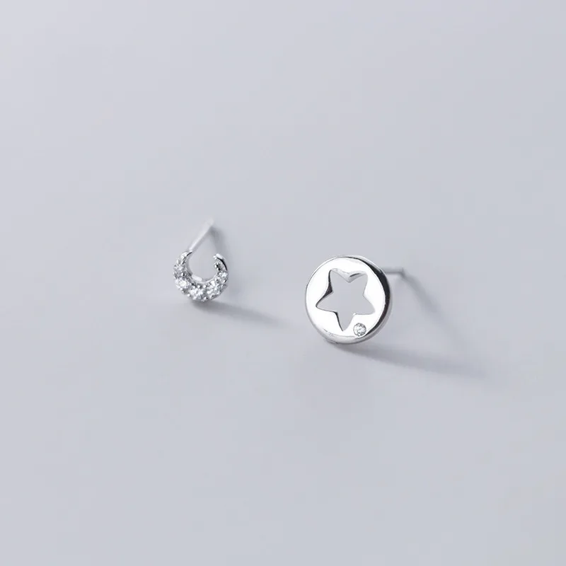 Hollow Star Moon Stud Earring For Women 2021 Trend New Asymmetry Short Ear Ring Pavé Crystal Crescent Contracted Female Jewelry