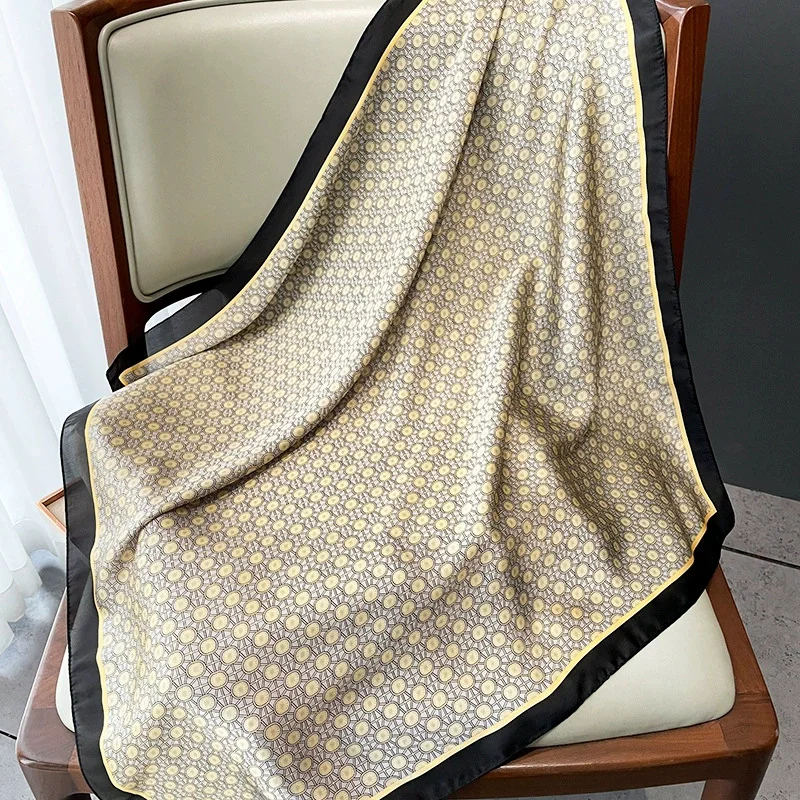 Fashion Print Sunscreen Silk Scarves Four Seasons Luxury Kerchief Popular 70X70CM Square Headcloth Korean Style New Beach Shawls