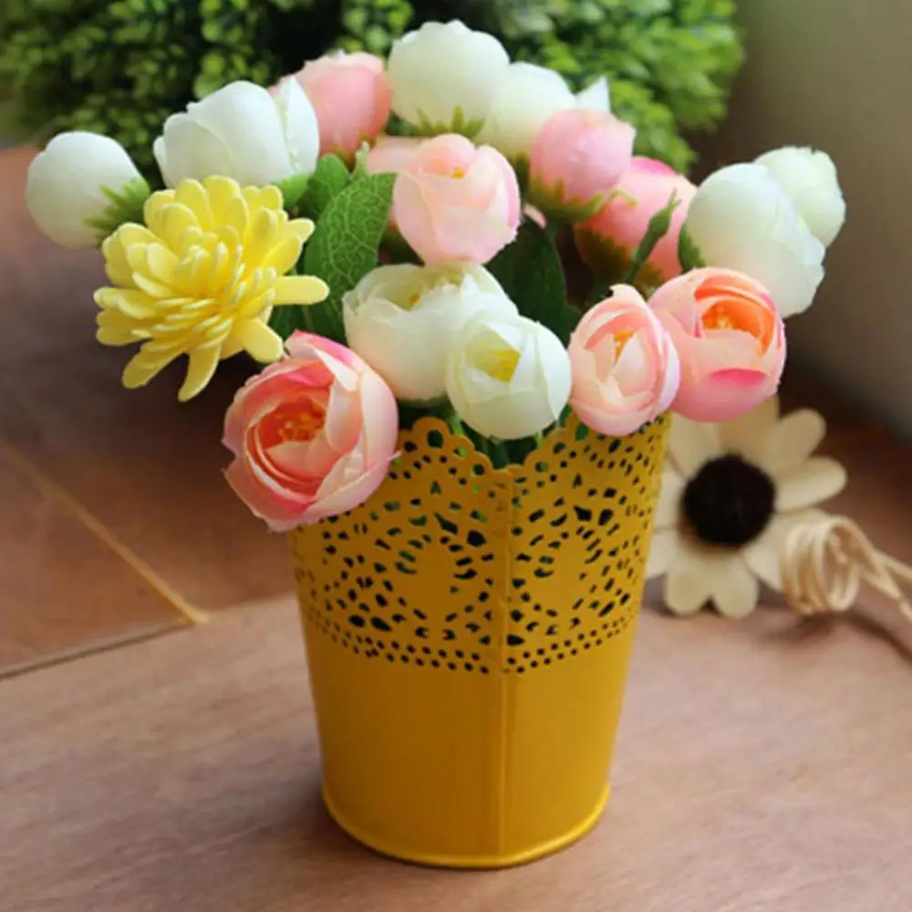 Sales at Bottom Price Flower Pots Fashion Hollow Candy Color Dry Flower Pot Bucket Bonsai Home Office Decoration Garden Supplies