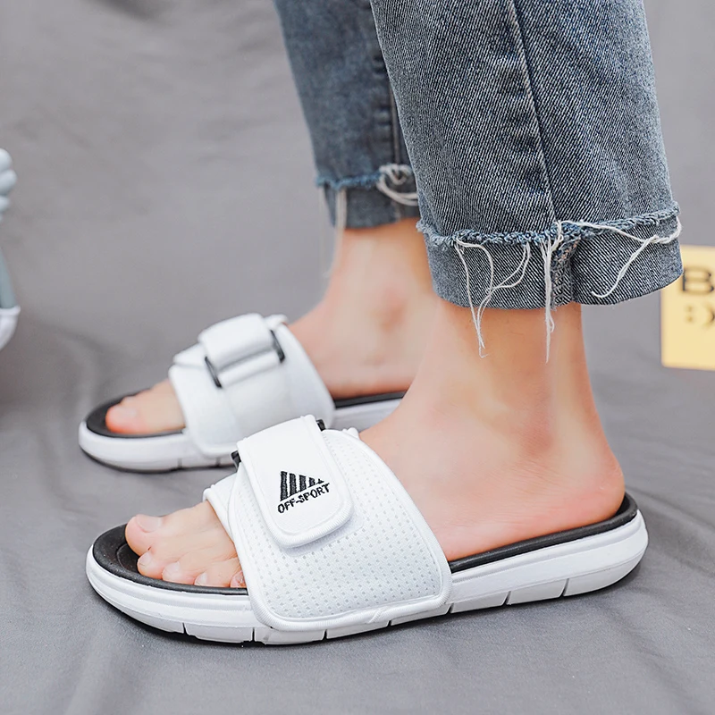 Summer Men Sandals Outdoor Comfortable Soft Thick Platform Slippers Unisex Indoor Bathroom Home Non-slip Slides Beach Slippers