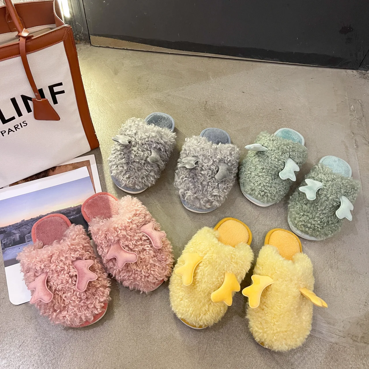 Men's and Women's Autumn and Winter New Furry Slippers Flat Cute Baotou Slippers Home Cotton Slippers Couple Shoes