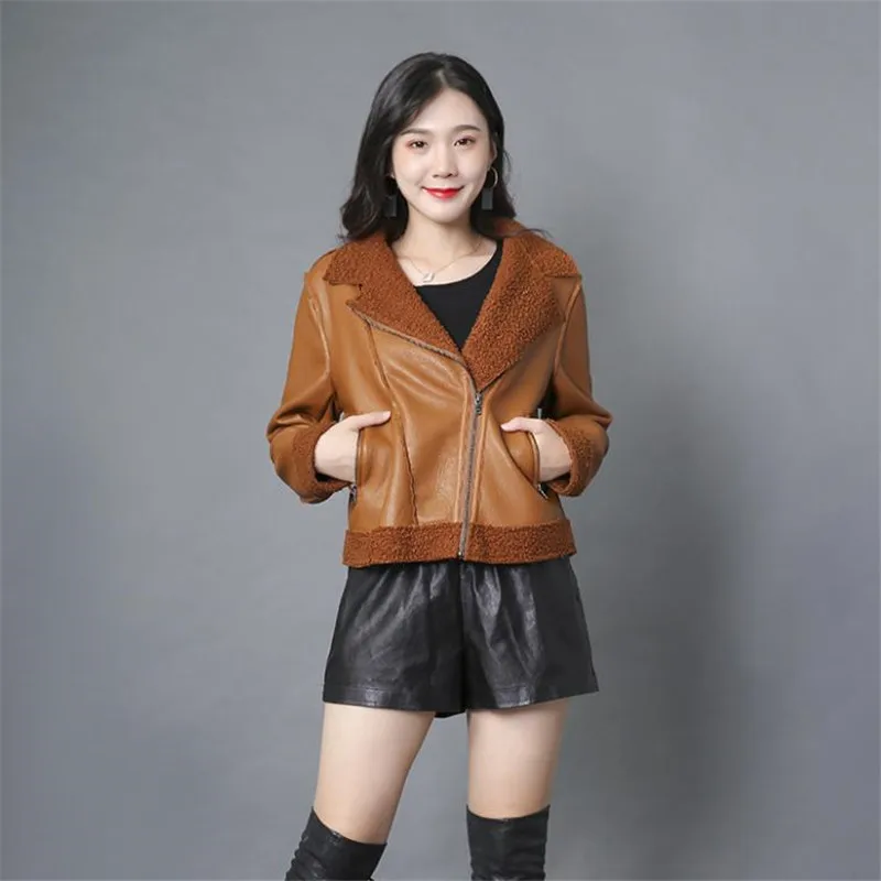 

2023 Autumn Winter New Short PU Faux Leather Jacket Women's Zipper Loose Korean Imitation Lambswool Leather Coat