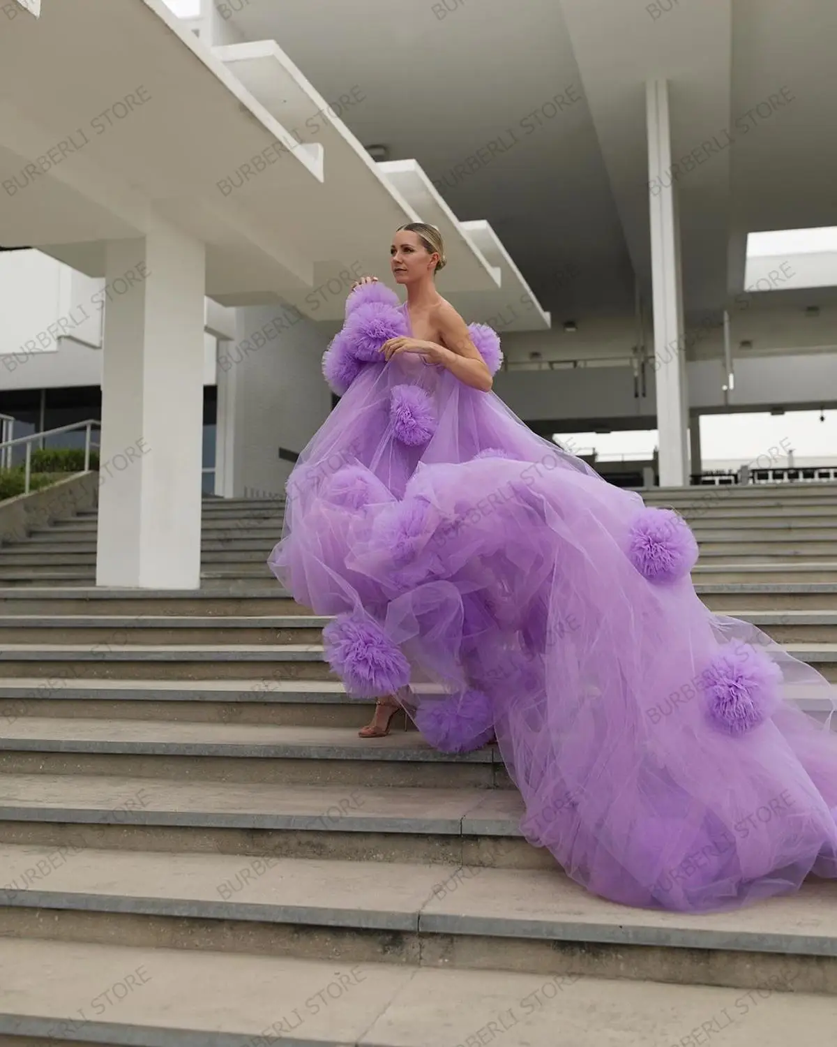 Extra Puffy Tulle Dresses Ins Style Long Women Sexy Tulle Dressing Gowns Custom Made Sleeveless Sheer Gowns