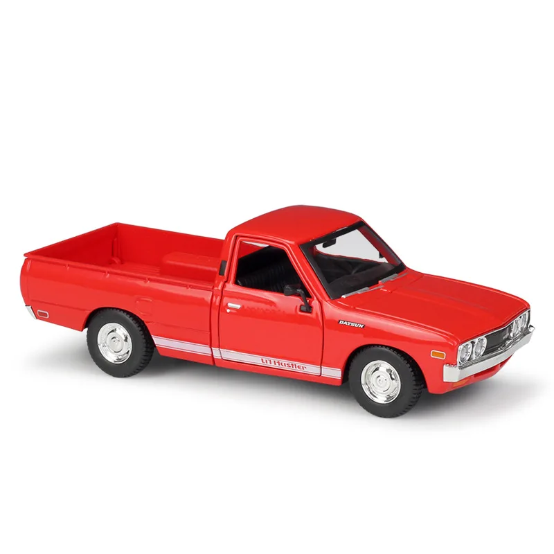 Maisto 1:24 1973 datsun 620ピックアップマスタングロードスターシミュレーション合金カーモデルコレクションギフトおもちゃ