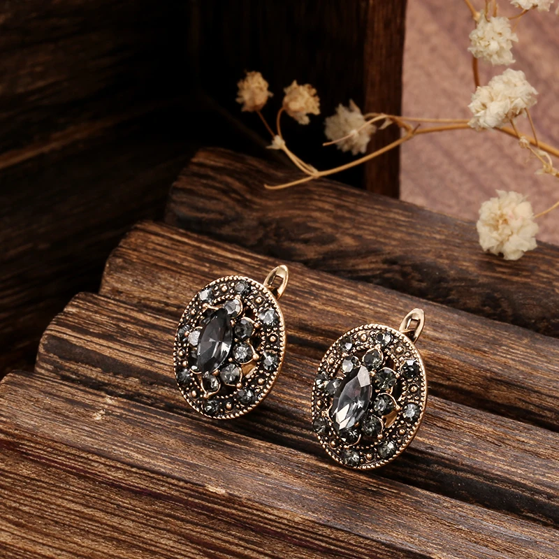 Wbmqda Boho Fashion Women Stud Earrings Antique Gold Color Charm Gray Crystal Ethnic Bridal Wedding Vintage Jewelry